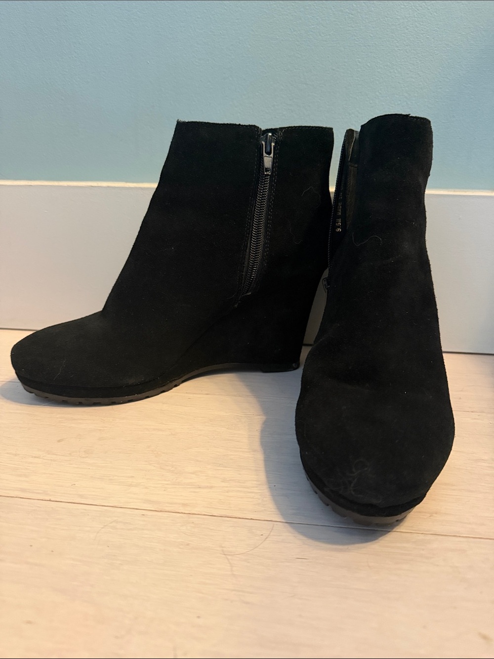 Vaneli Jenna Black Suede Wedge Ankle Boots - Stylish Zip Closure 9 1/2